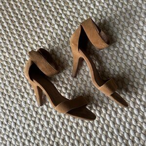 Elegant Brown Women's Heels